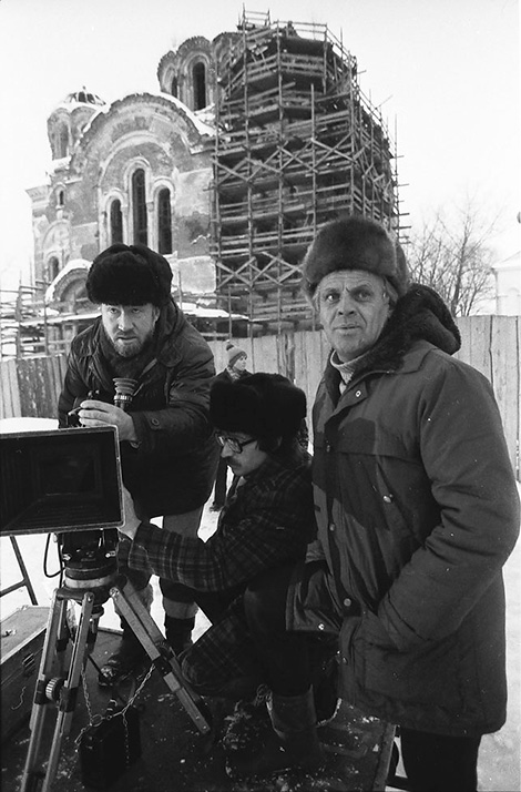 Режиссер Виктор Туров (справа) на съемках телеверсии "Полесской хроники". 1984 год. Фото: belarus.by