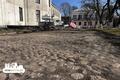 В Новом замке в Гродно под слоем асфальта нашли старинную брусчатку. Фото: Newsgrodno.by