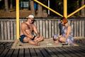 Пара отдыхает на пляже профсоюзного санатория "Лесные озера". Фото с сайта санатория