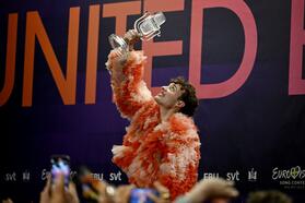 Nemo стал победителем «Евровидения-2024» с песней The Code в ночь с 11 на 12 мая 2024 года. Фото: Reuters