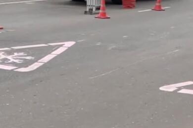 Разметка, меняющая цвет. Фото: скриншот видео t.me/minobl_uvd