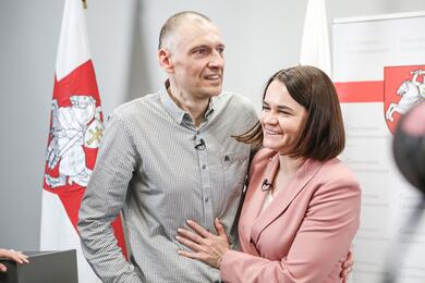 Сергей и Светлана Тихановские на пресс-конференции в Вильнюсе, Литва, 22 июня 2025 года. Фото: Станислав Шабловский, "Зеркало"