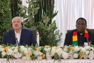 Александр Лукашенко и Эммерсон Мнангагва 31 января 2022 года, Зимбабве. Фото: пресс-служба Александра Лукашенко