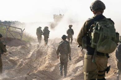Израильские солдаты действуют на территории сектора Газа, 2 ноября 2023 года. Фоо: Силы обороны Израиля