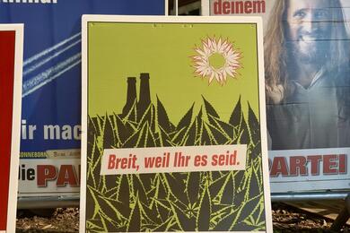 Плакат Die PARTEI: "Кайфовая, потому что вы тоже". Фото: Instagram / @diepartei