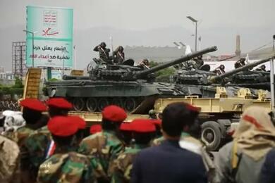 Белорусские танки на параде в Йемене в 2022 годы. Скриншот видео на YouTube