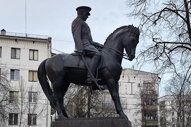 Памятник маршалу Рокоссовскому в Москве. Фото: Telegram / shpakouski