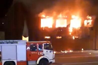 В литовском пункте пропуска «Медининкай» сгорело здание таможни. Движение было временно приостановлено