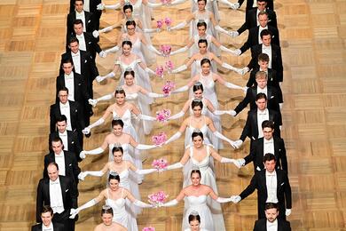Церемония открытия традиционного Оперного бала в Вене, Австрия, 8 февраля 2024 года. Фото: Reuters