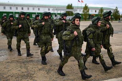 Российские резервисты до отправки на войну. 31 октября, Ростовская область, РФ. Фото: Reuters