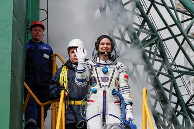 Марина Василевская перед стартом космического корабля «Союз МС-25» 23 марта 2024 года. Фото: Reuters
