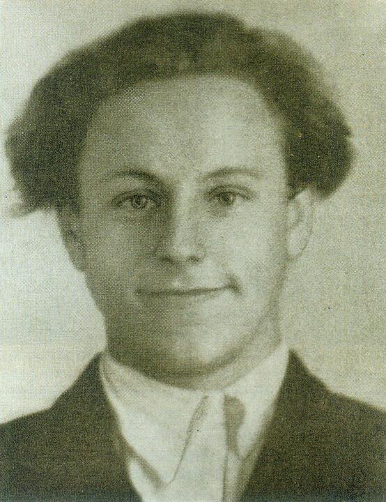 Иван Пташников после окончания средней школы. 1951 год. Фото: nlb.by