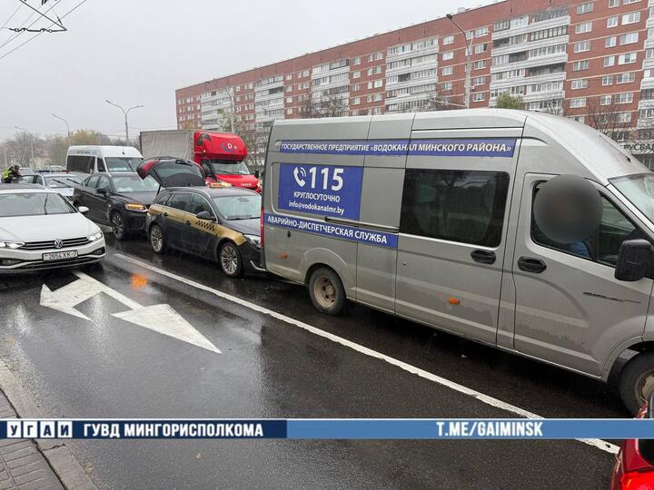 ДТП на Партизанском проспекте в Минске. 26 октября 2026 года. Фото: УГАИ Мингорисполкома