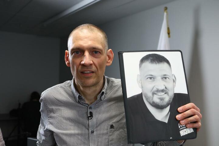 Сергей Тихановский во время пресс-конференции в Вильнюсе. Литва, 22 июня 2025 года. Фото: Станислав Шабловский, "Зеркало" Сергей Тихановский во время пресс-конференции в Вильнюсе. Литва, 22 июня 2025 года. Фото: Станислав Шабловский, "Зеркало"