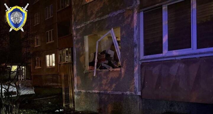 Место взрыва в квартире многоэтажки на улице Алтайской в Минске. Фото: Следственный комитет