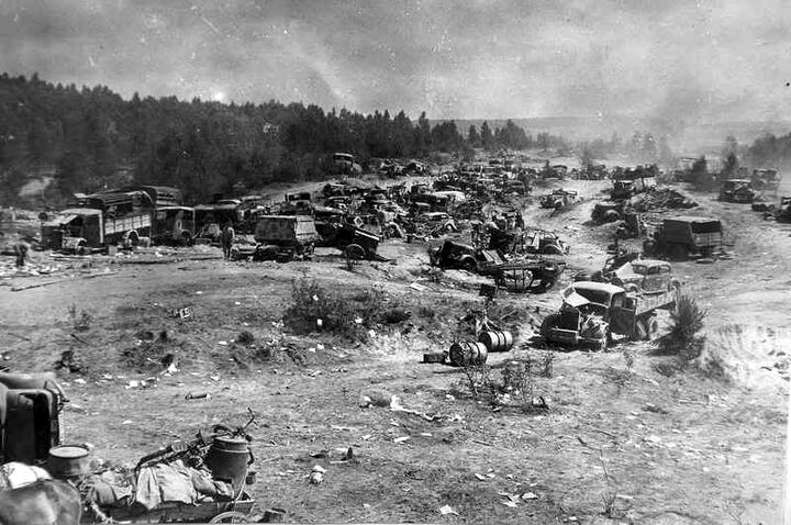 Разгромленные немецкие войска в Беларуси. Лето 1944 года. Фото: wikipedia.org